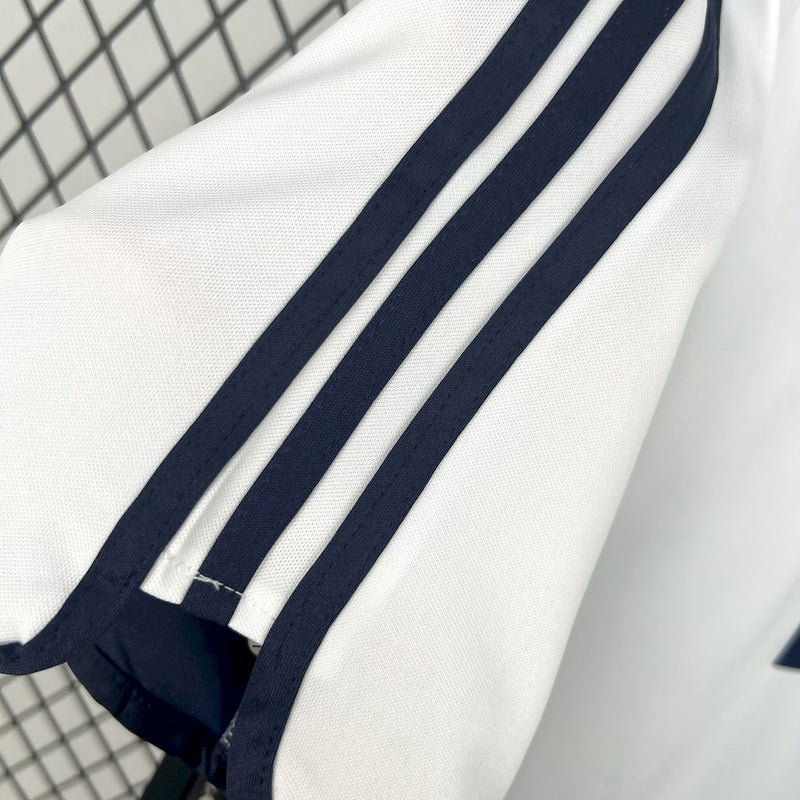 Camiseta do Real Madrid Retrô 2000/01 Home