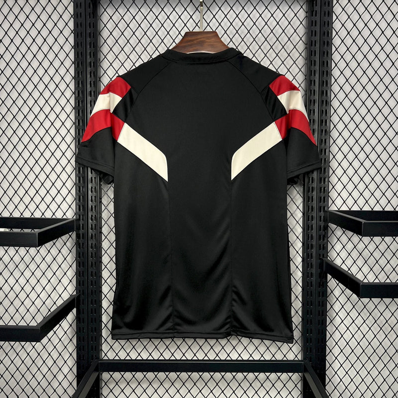 Camiseta Manchester United 2024/25 Originals Tee Black