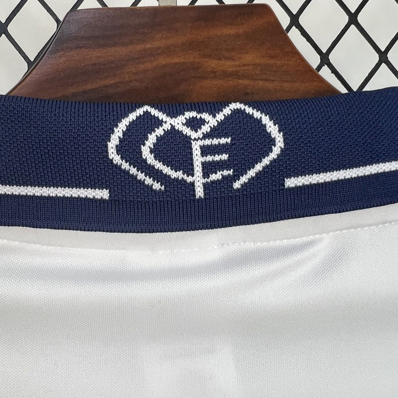 Camiseta do Real Madrid Retrô 2000/01 Home